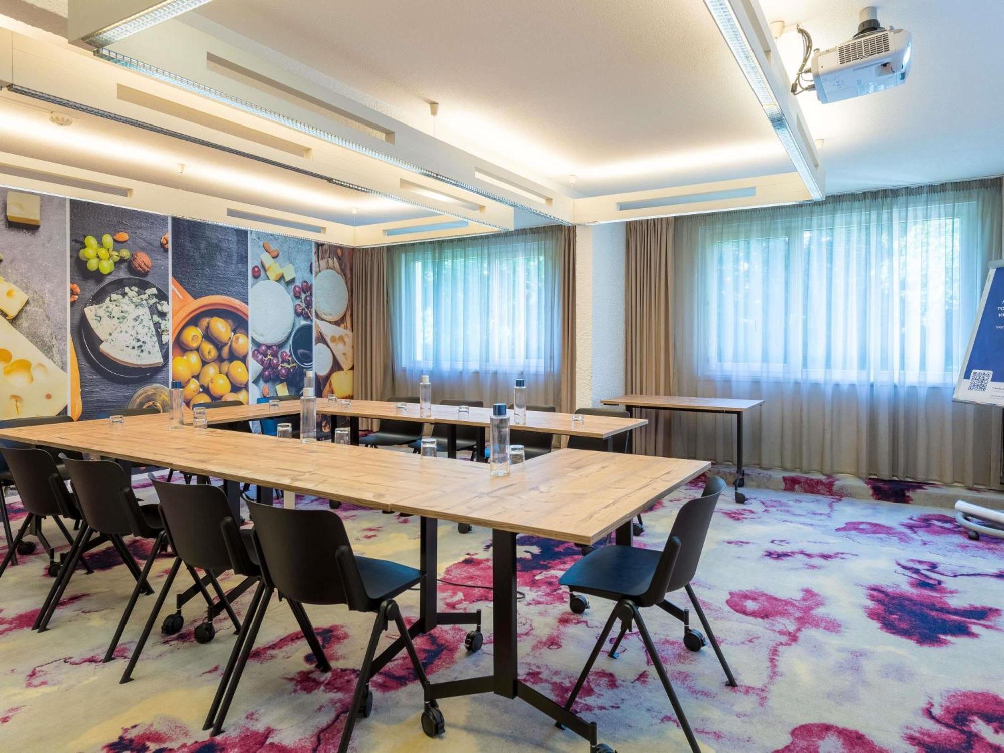 Novotel Saclay Esterno foto